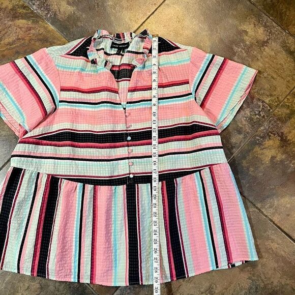 Lane Bryant Women’s Multi-color Short Sleeve Split Neck Stripped Blouse 24 - Picture 5 of 9